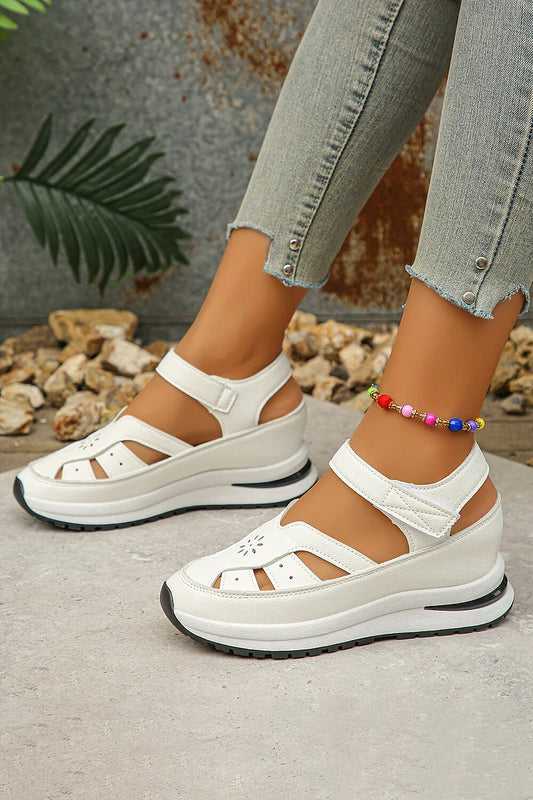 Hohlraum-Patchwork Rundzehen Freizeit-Wedge-Sandalen