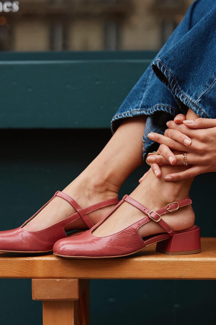 Scarpe con tacco basso e blocco rosso con punta tonda e cinturino a T [Pre-ordine] 