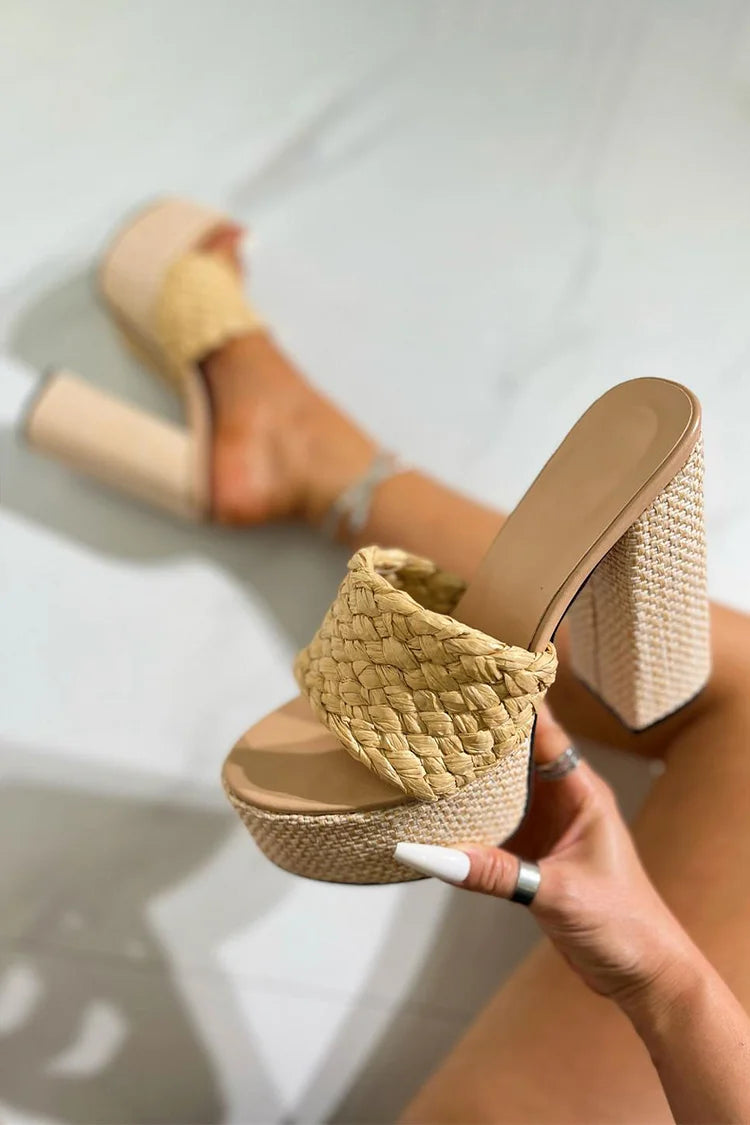 Scarpe col tacco spesso slip on con punta tonda e cinturino intrecciato patchwork