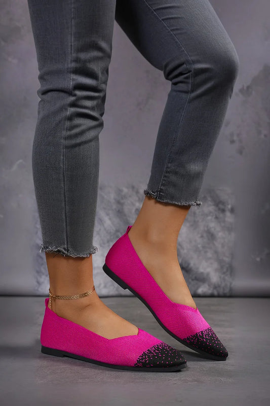 Ballerine traspiranti con punta affilata e lavorazione a maglia colorblock