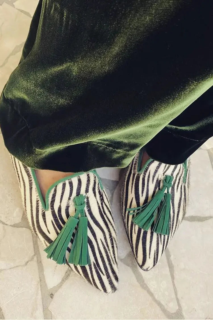 Zebra-Stripe Contrast Color Tassels Pointy Toe Casual Flats