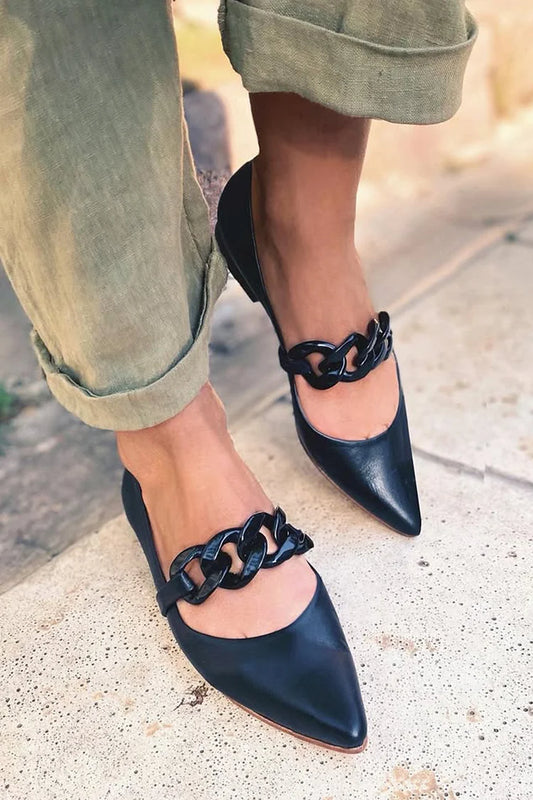 Scarpe basse nere con punta affilata, decorazione a catena in metallo, tinta unita [Pre-ordine]