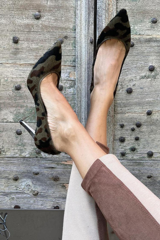 Scarpe con tacco a spillo verde militare con stampa mimetica e punta affilata [Pre-ordine]