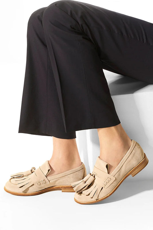 Einfarbige Quasten Dekor Runde Zehe Beige Loafer [Vorbestellung]