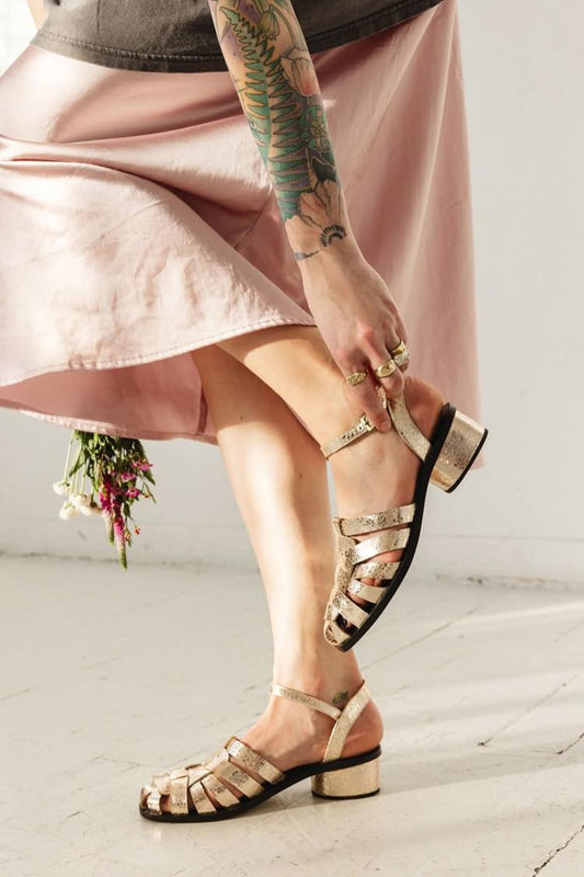 Scarpe con tacco grosso in tessuto traforato dorato effetto metallizzato [Pre-ordine] 