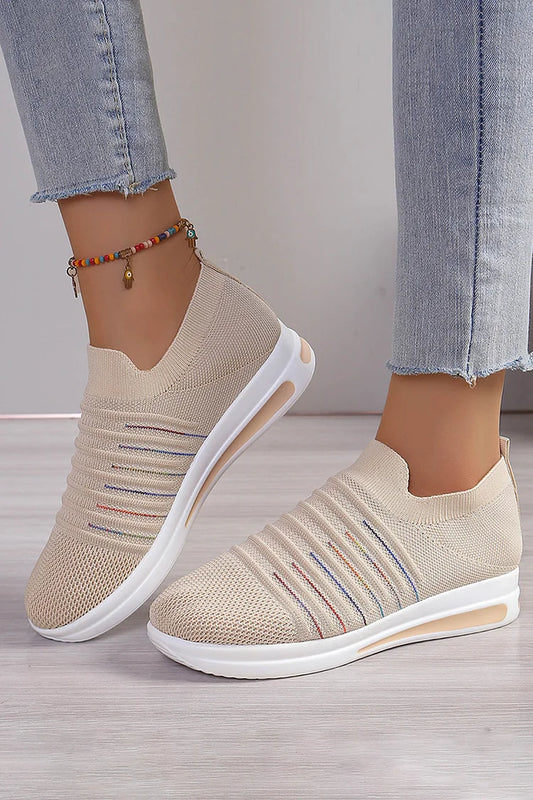 Sneakers slip-on traspiranti con punta tonda e arricciate multicolor