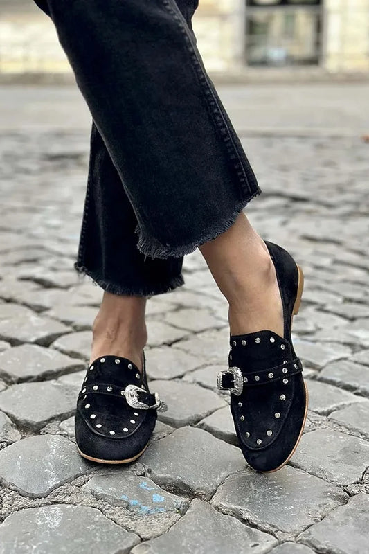 Czarne mokasyny z metalową klamrą i ćwiekami [Przedsprzedaż]