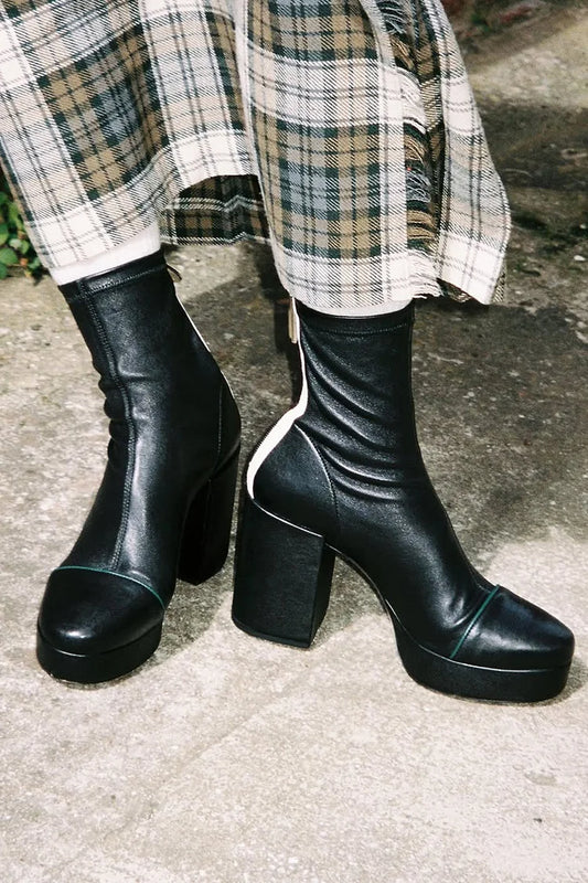 Stivali neri casual con punta tonda, cerniera e tacco spesso [Pre-ordine]