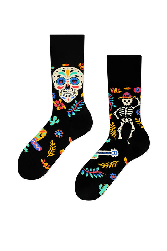 Calcetines de media pantorrilla con diseño de calavera, esqueleto, cactus y guitarra para Halloween 