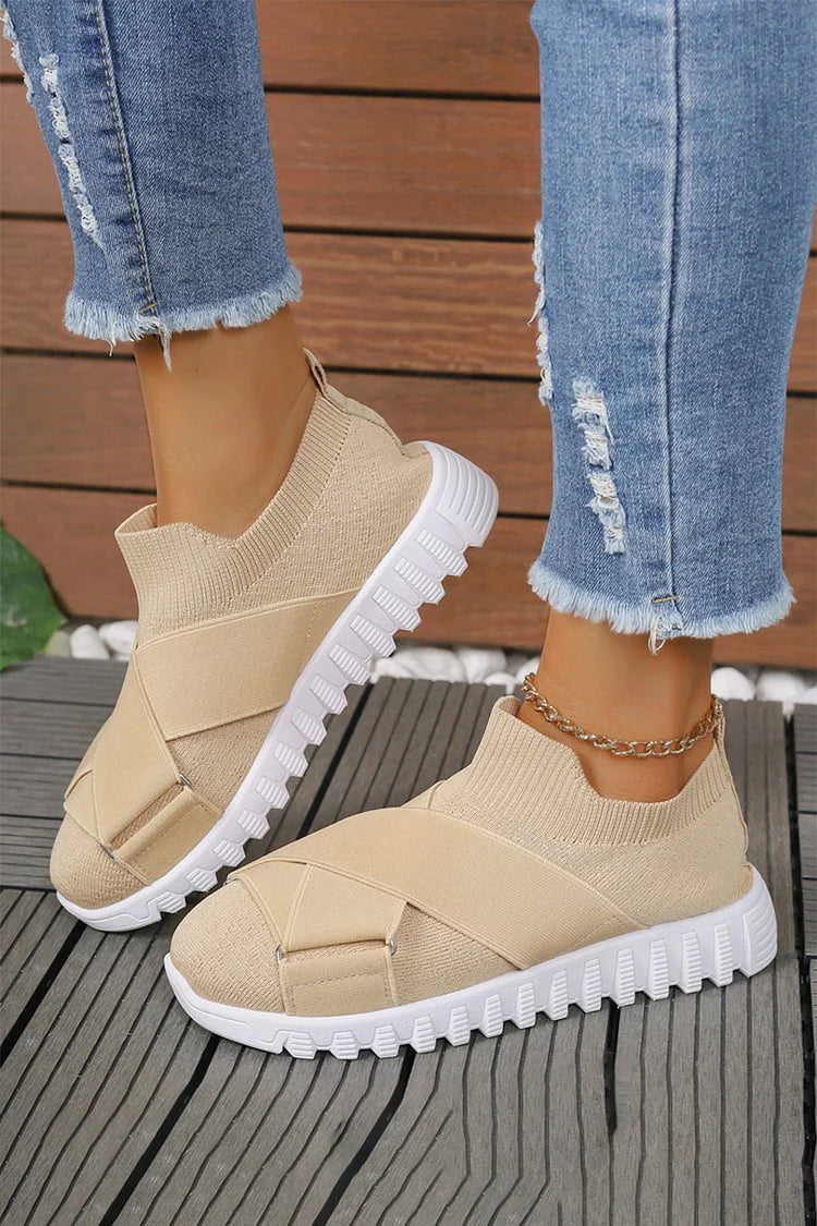 Sneakers casual slip-on con punta rotonda e patchwork con cinturini incrociati