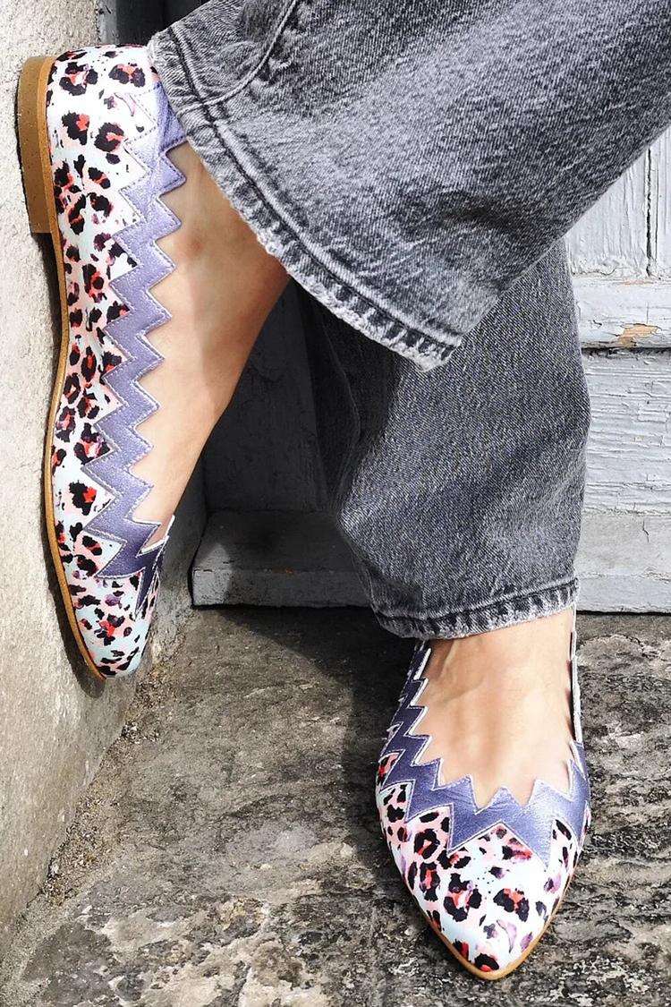 Ballerine bianche con punta affilata e patchwork ondulato con stampa leopardata [Pre-ordine]