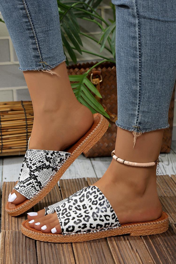 Pantofole casual con punta rotonda, motivo patchwork irregolare con stampa leopardata e serpente