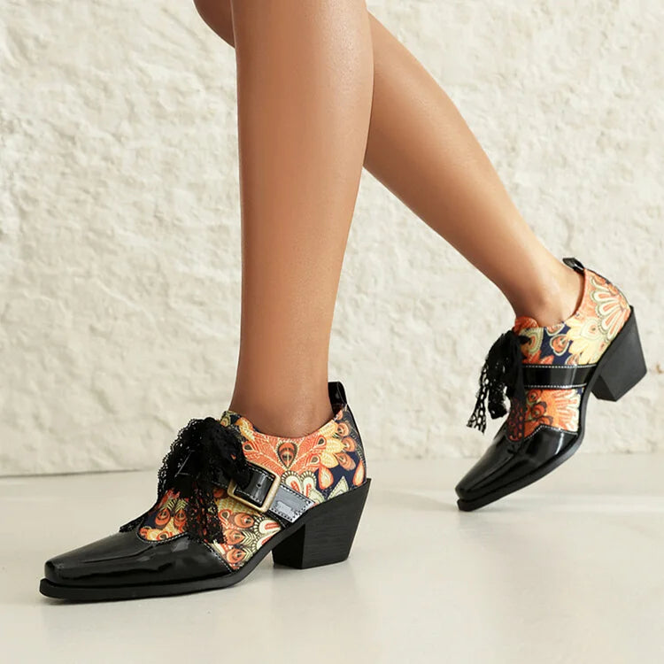 Zapatos Oxford con tacón grueso y punta cuadrada, con encaje atado y estampado de calaveras y rosas 