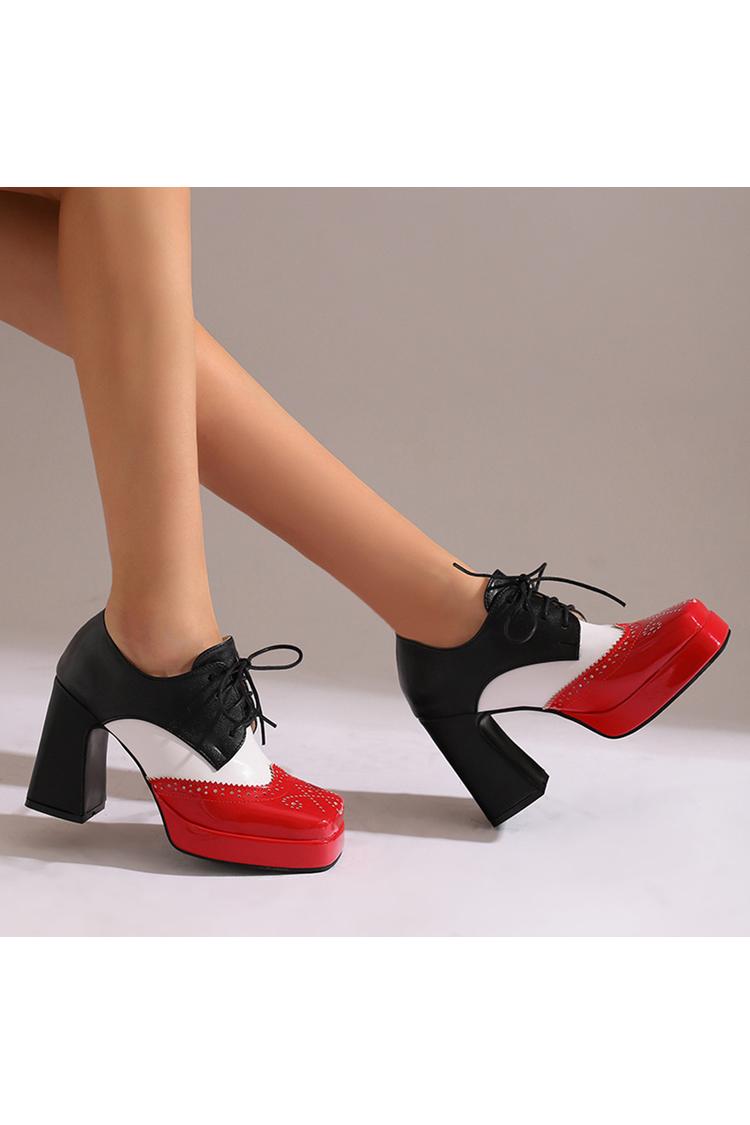 Scarpe con tacco grosso e plateau con lacci e punta quadrata in patchwork colorblock 