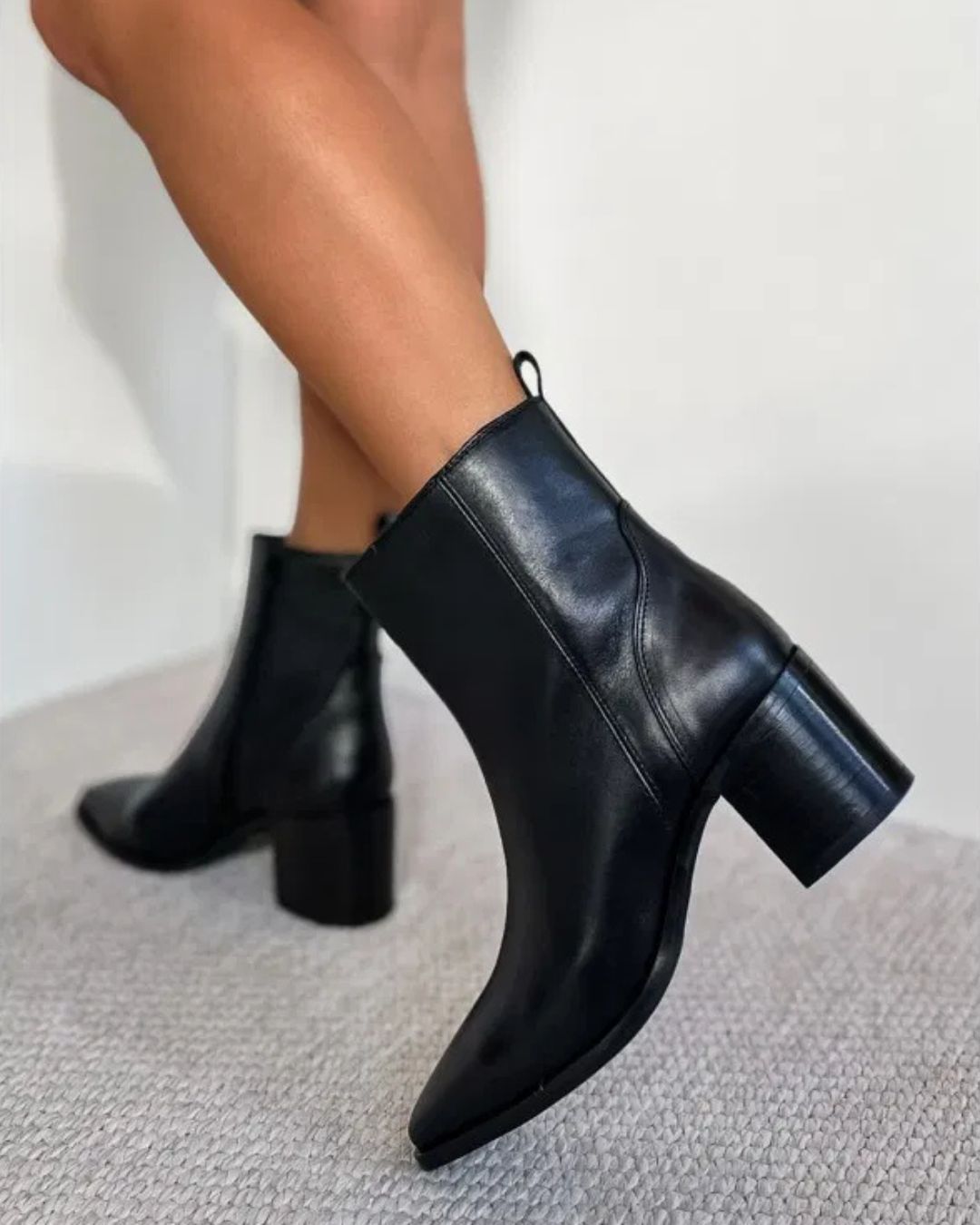 Stivaletti neri con punta a punta, tacco spesso e cerniera laterale [Pre-ordine] 