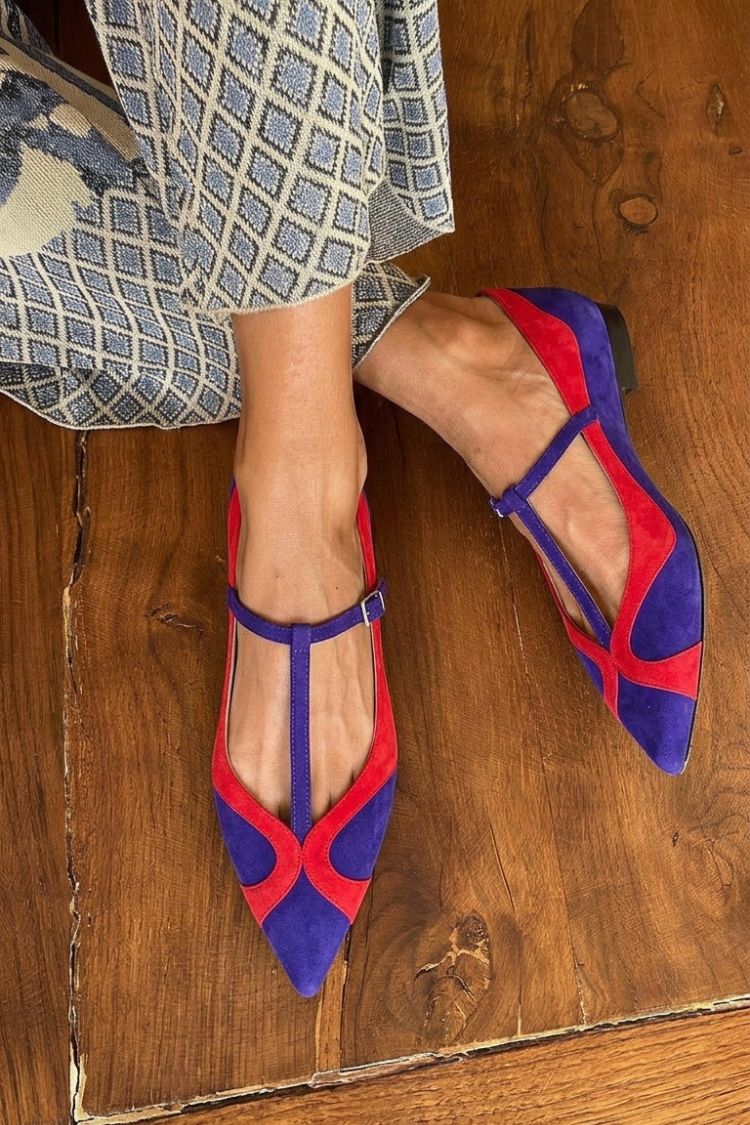 Paars Rood Twee Kleuren Suède T-Strap Puntige Flats [Pre Order]