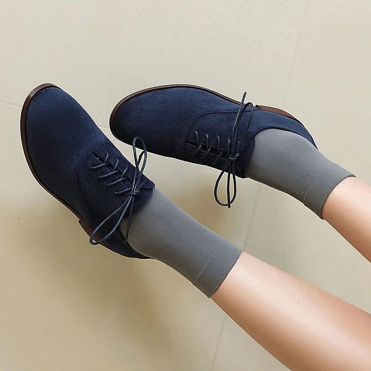 Oxfords con punta tonda, tacco basso e lacci, patchwork con stampa leopardata 