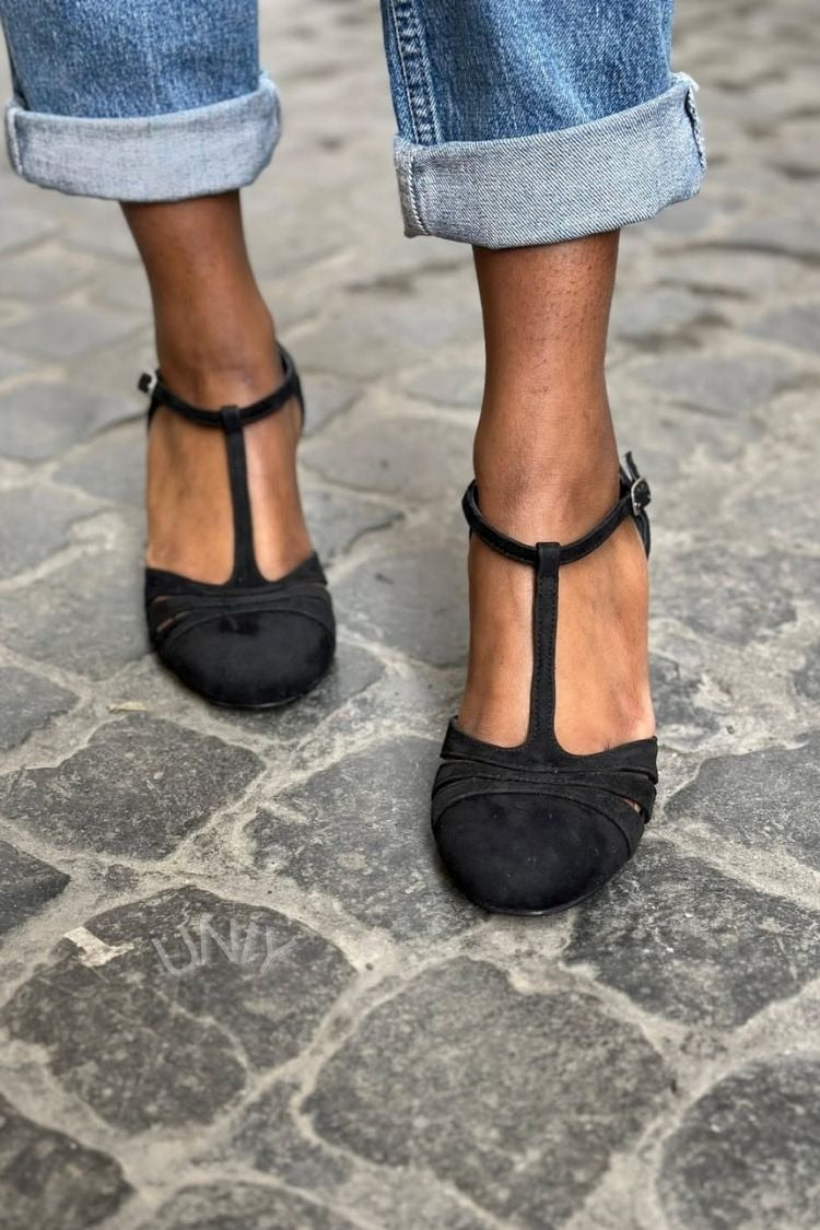 Elegant Black Round Toe Cutout Ankle Strap Chunky Heels [Pre Order]