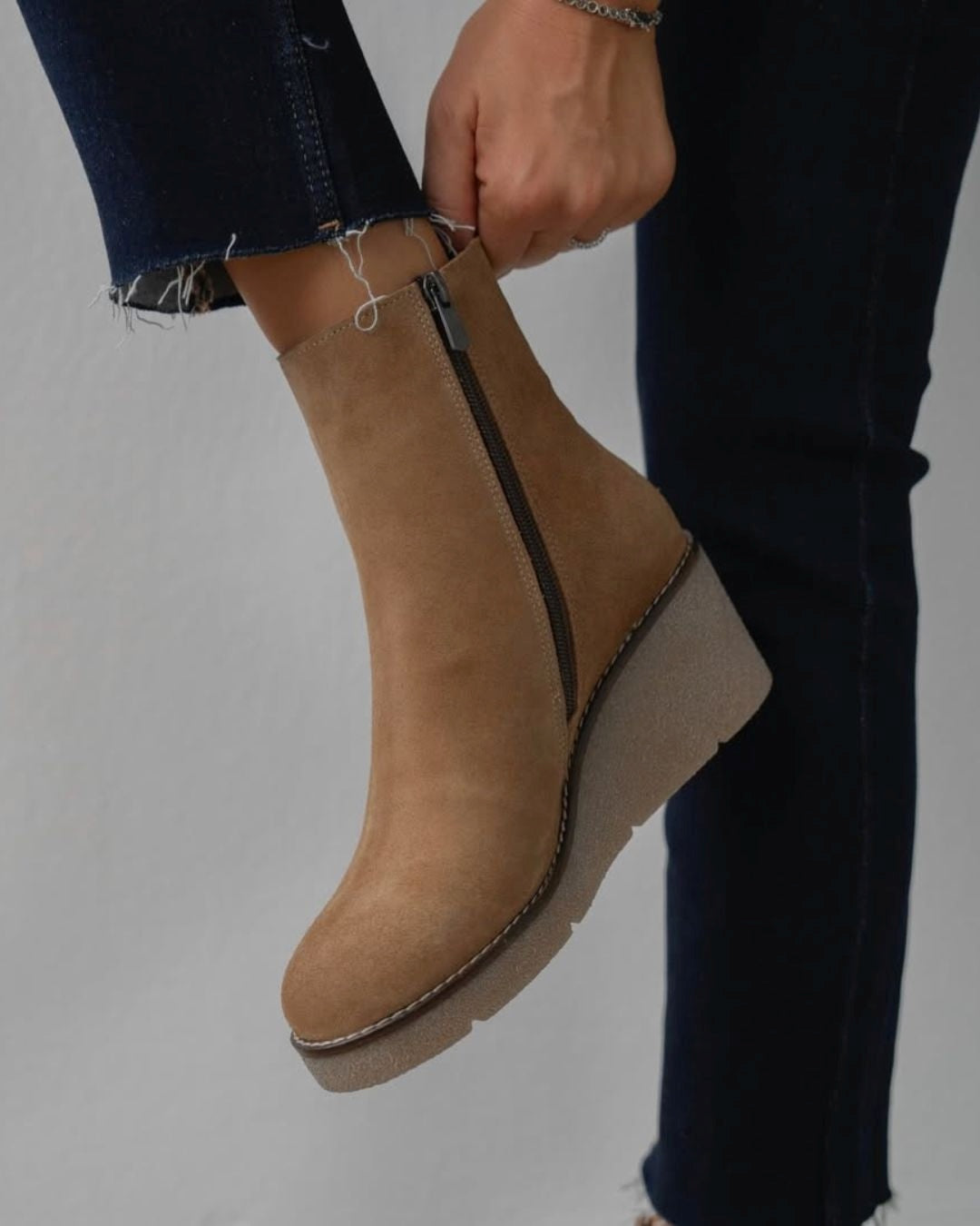 Vintage Keilabsatz Wildleder Seitenreißverschluss Plateau Einfarbige Knöchelstiefel [Vorbestellung]