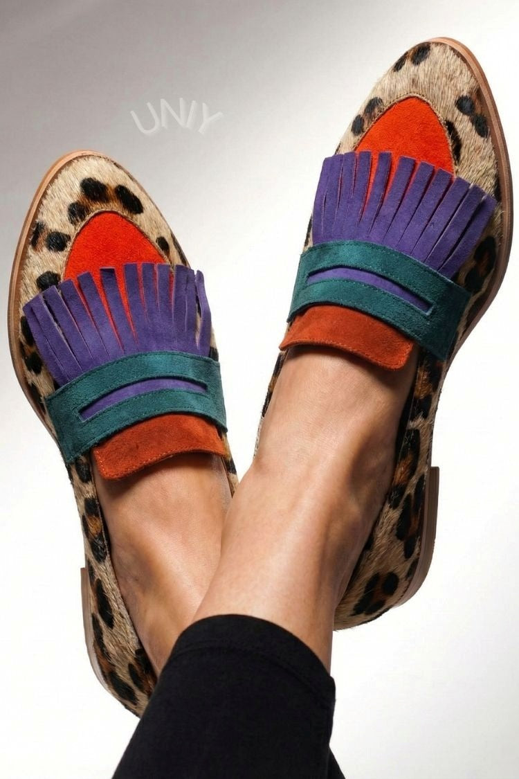 Mocassins Retrô com Estampa de Onça, Franjas Multicoloridas e Salto Baixo [Pré-venda]