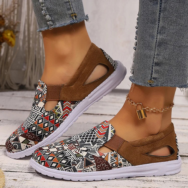 Ethnic Geo Pattern Print Cut Out Square Toe Slip On Loafers