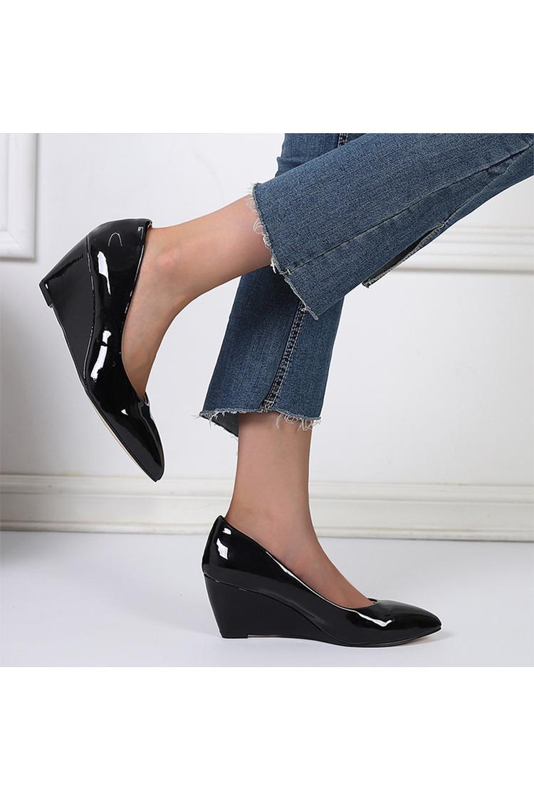 Scarpe con tacco a zeppa casual slip-on eleganti a punta tinta unita