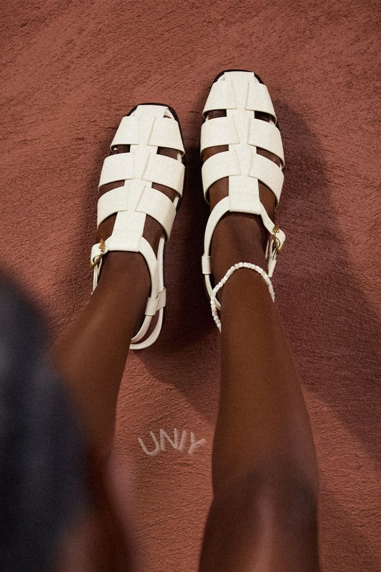 Weiße Leder Geflochtene Knöchelriemen Flache Fisherman Sandalen [Vorbestellung]