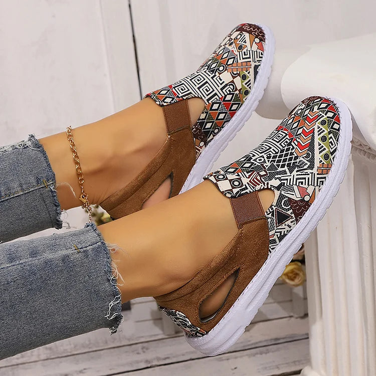 Ethnic Geo Pattern Print Cut Out Square Toe Slip On Loafers