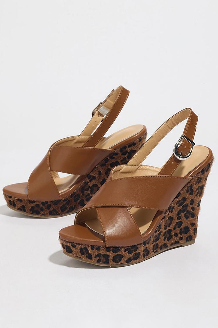 Talons compensés à bride arrière avec boucle, bout ouvert et imprimé léopard