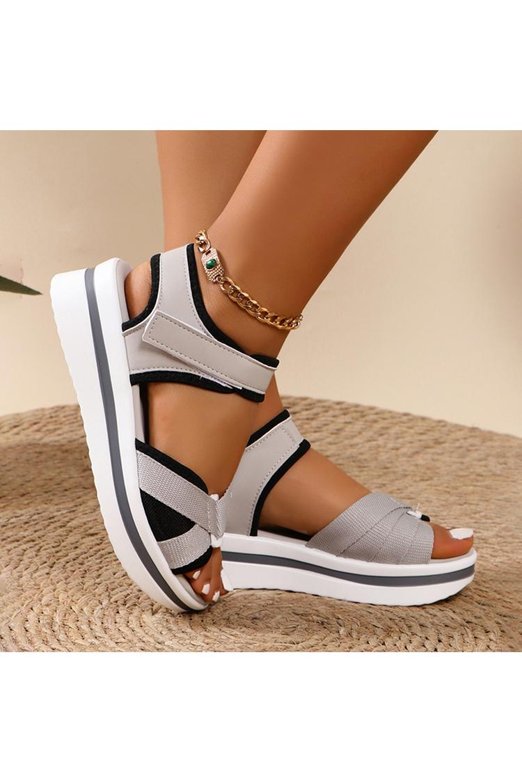 Sandali casual con plateau e punta tonda con patchwork colorblock