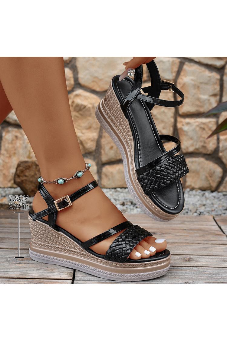 Sandali casual con zeppa, punta rotonda, cinturino intrecciato e finitura metallizzata