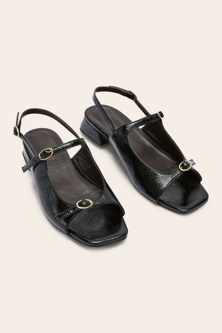 Sandali con tacco a blocco e punta aperta in vernice [Pre-ordine]