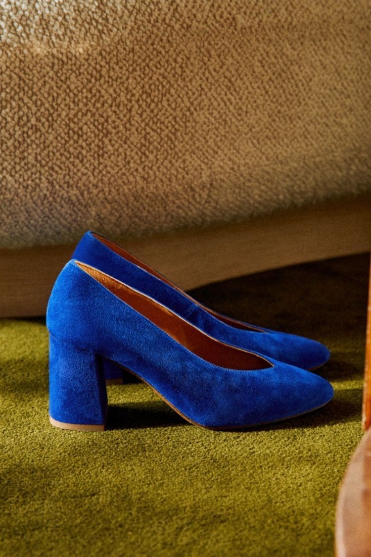 Suede Solid Mint Block Heel Almond Toe Pumps [Pre Order]