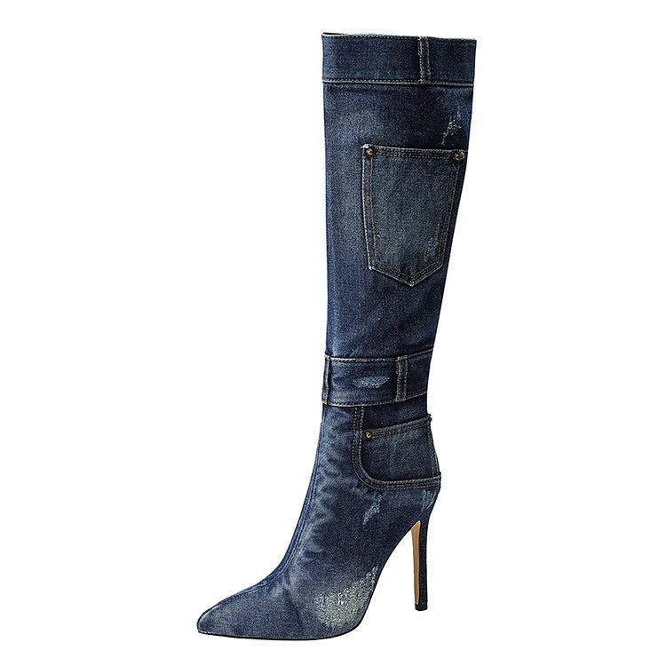 Denim-Patchwork-Stiefel mit Taschendekor und spitzem Zehenbereich, kniehoher Stiletto-Absatz