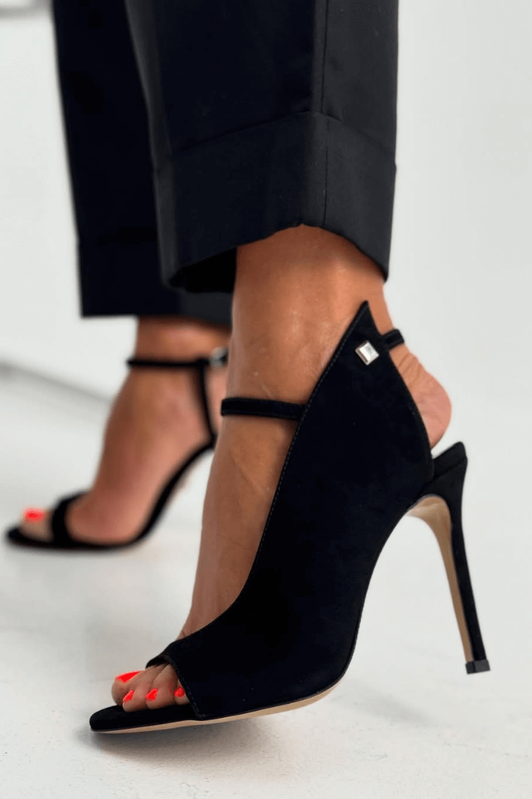 Scarpe con tacco a spillo in camoscio con cinturino alla caviglia [Pre-ordine]