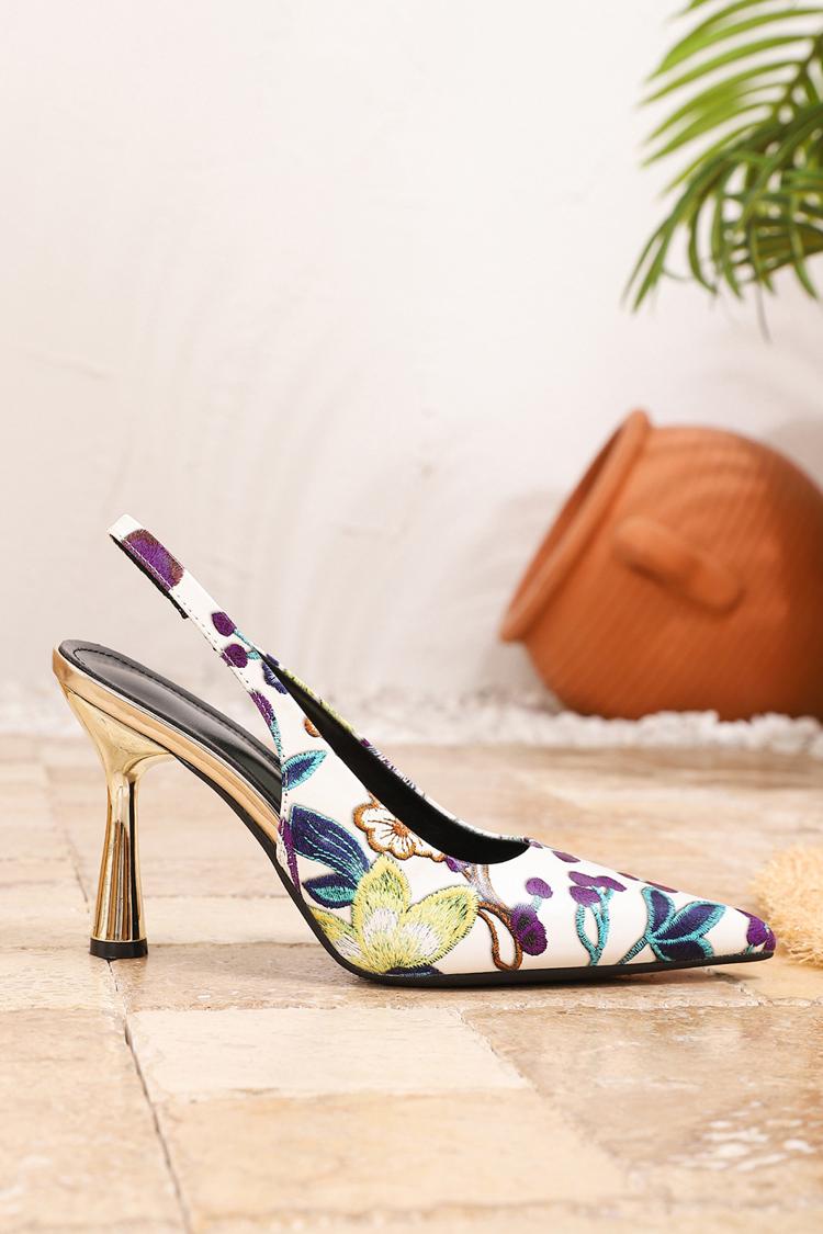 Scarpe con tacco a spillo con stampa floreale multicolore e punta affilata