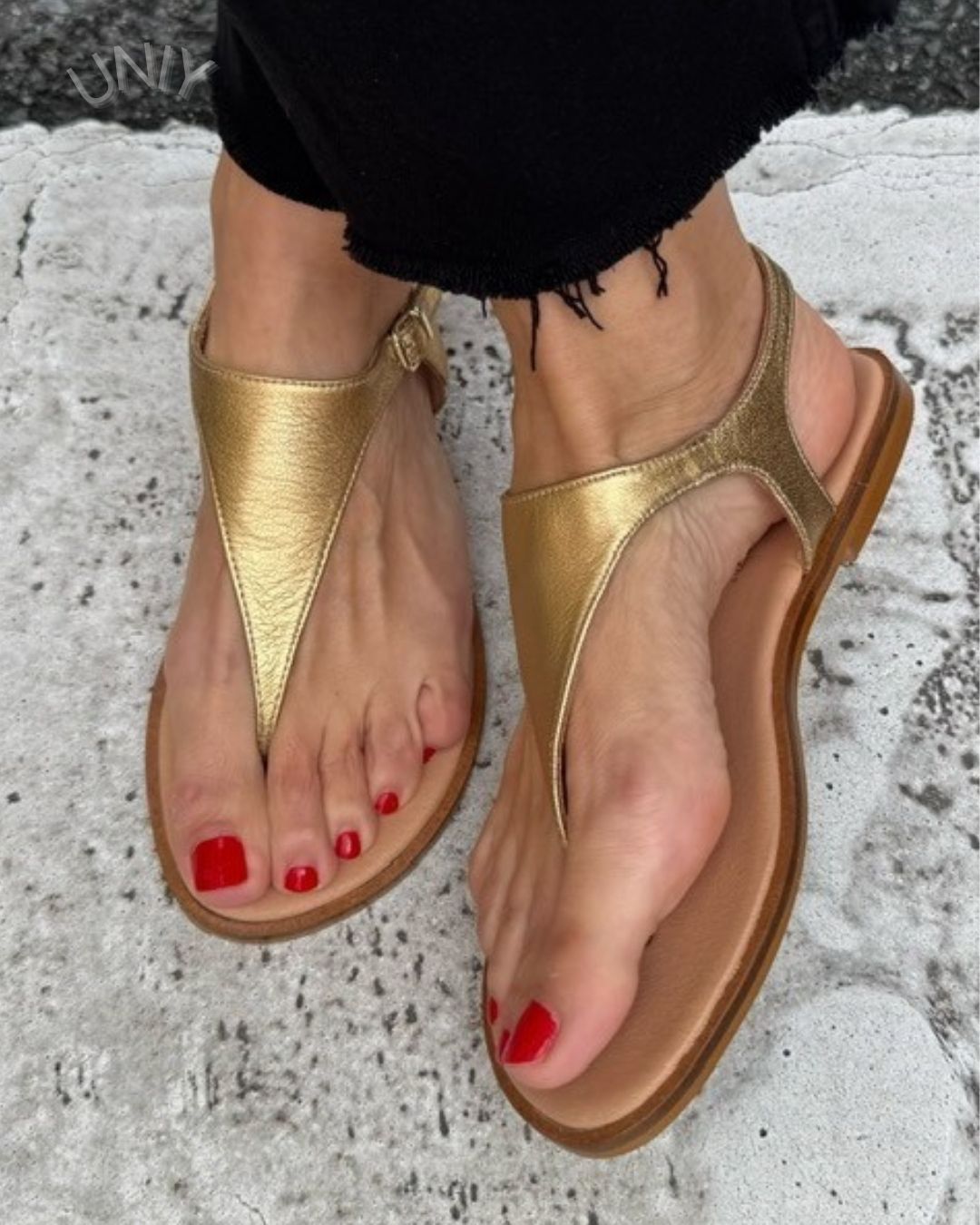 Metallic T-strap teenpost veelzijdige platte casual sandalen [Pre-order]