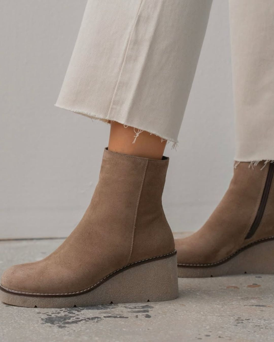 Vintage Keilabsatz Wildleder Seitenreißverschluss Plateau Einfarbige Knöchelstiefel [Vorbestellung]