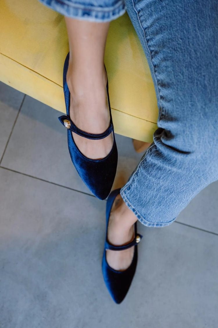 Blauwe puntige fluwelen elegante veelzijdige platte schoenen met metalen gesp [Pre-order]