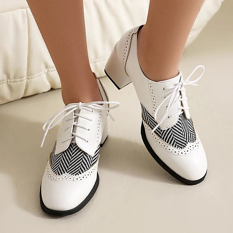 Scarpe Oxford brogue casual con punta tonda, lacci e tacco spesso 