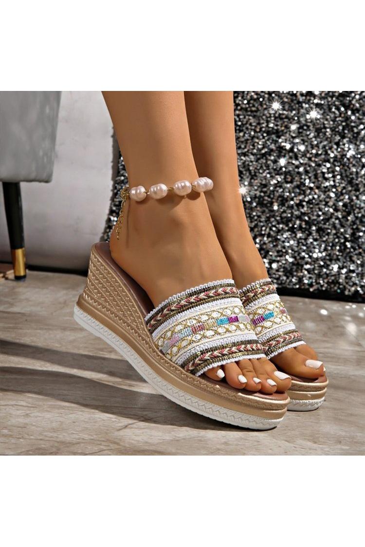 Pantofole casual con zeppa e punta rotonda in stile boho con motivo multicolore 