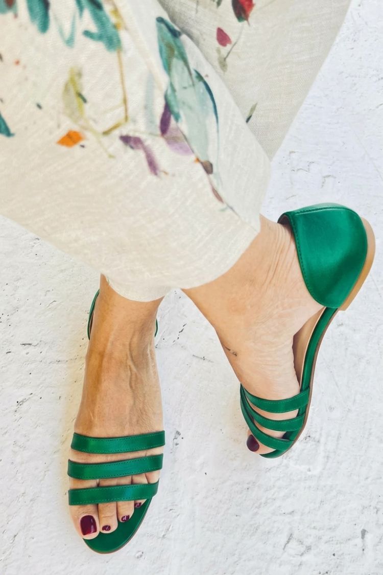 Solid Color Instep Straps Open Toe Brown Sandals