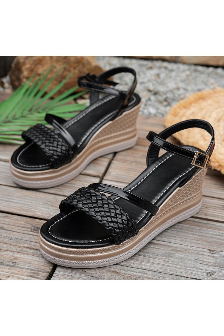 Sandali casual con zeppa, punta rotonda, cinturino intrecciato e finitura metallizzata