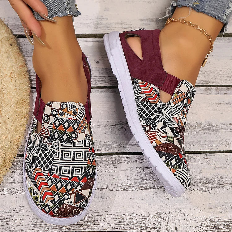 Ethnic Geo Pattern Print Cut Out Square Toe Slip On Loafers