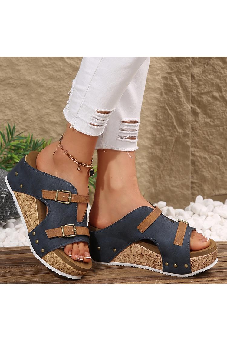 Pantofole casual con zeppa, punta rotonda, due cinturini e fibbie colorblock 