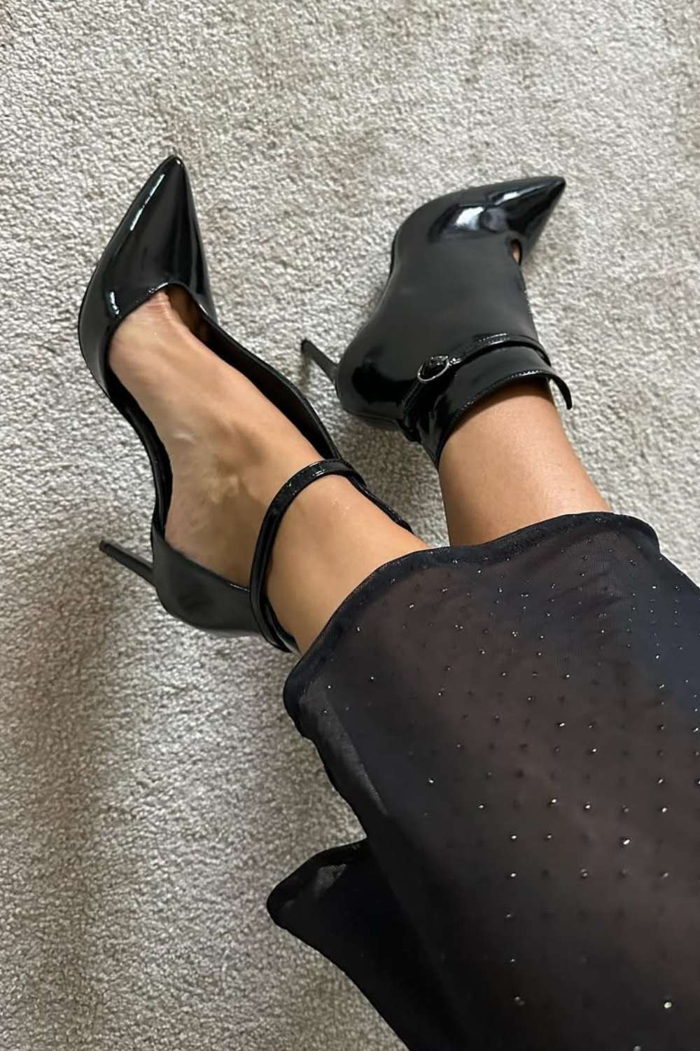 Glänzende schwarze spitze Stiletto-Stiefeletten [Vorbestellung]