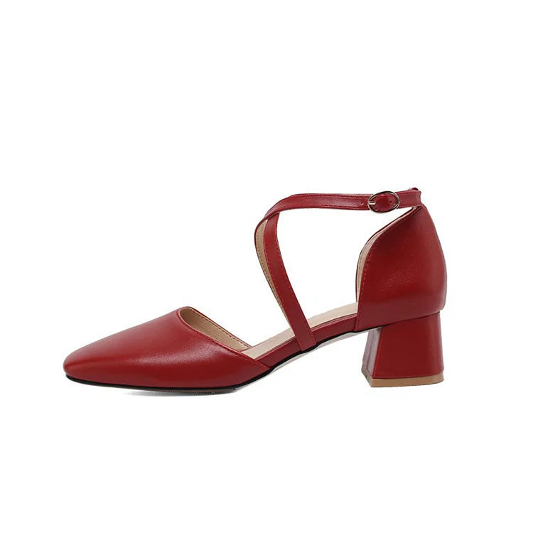 Scarpe con tacco grosso, punta quadrata, fibbia e cinturino incrociato, tinta unita