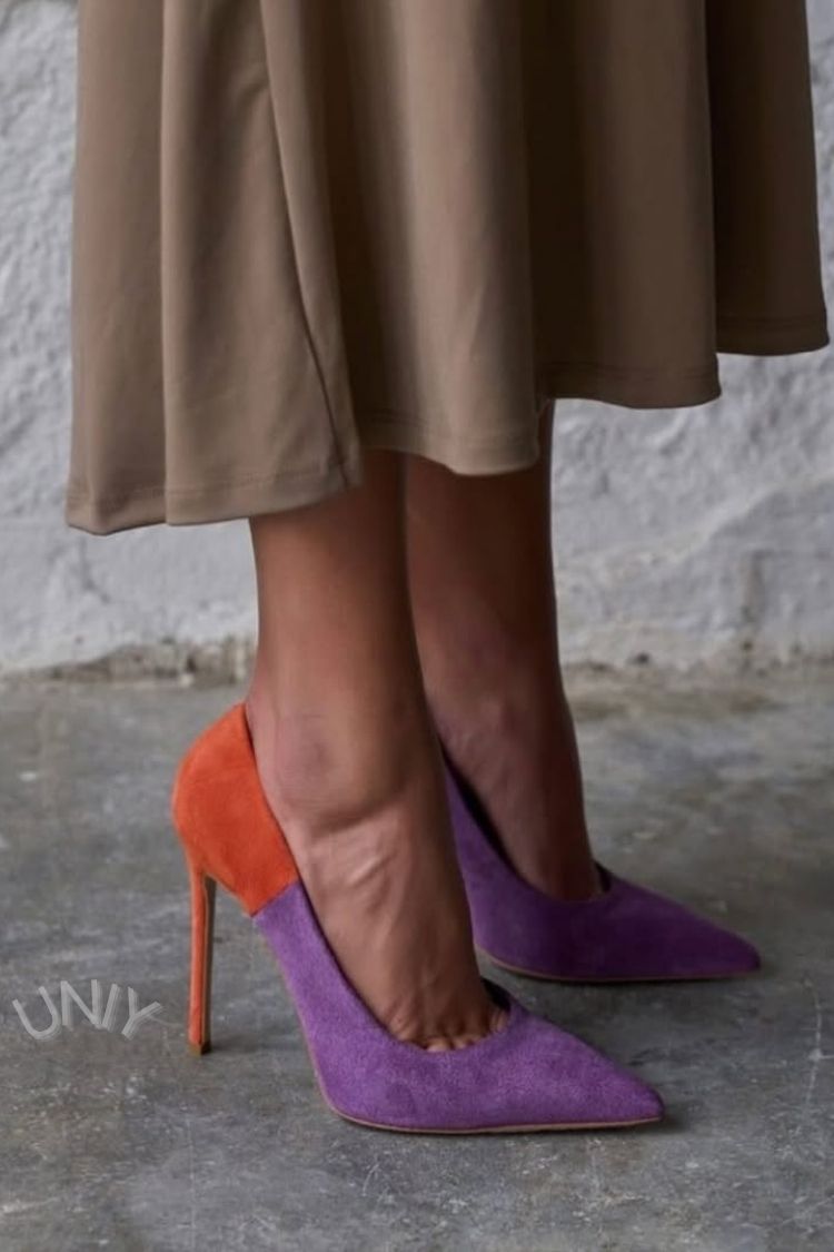 Scarpin Bicolor Roxo e Laranja em Camurça com Bico Fino e Salto Stiletto [Pré-venda]