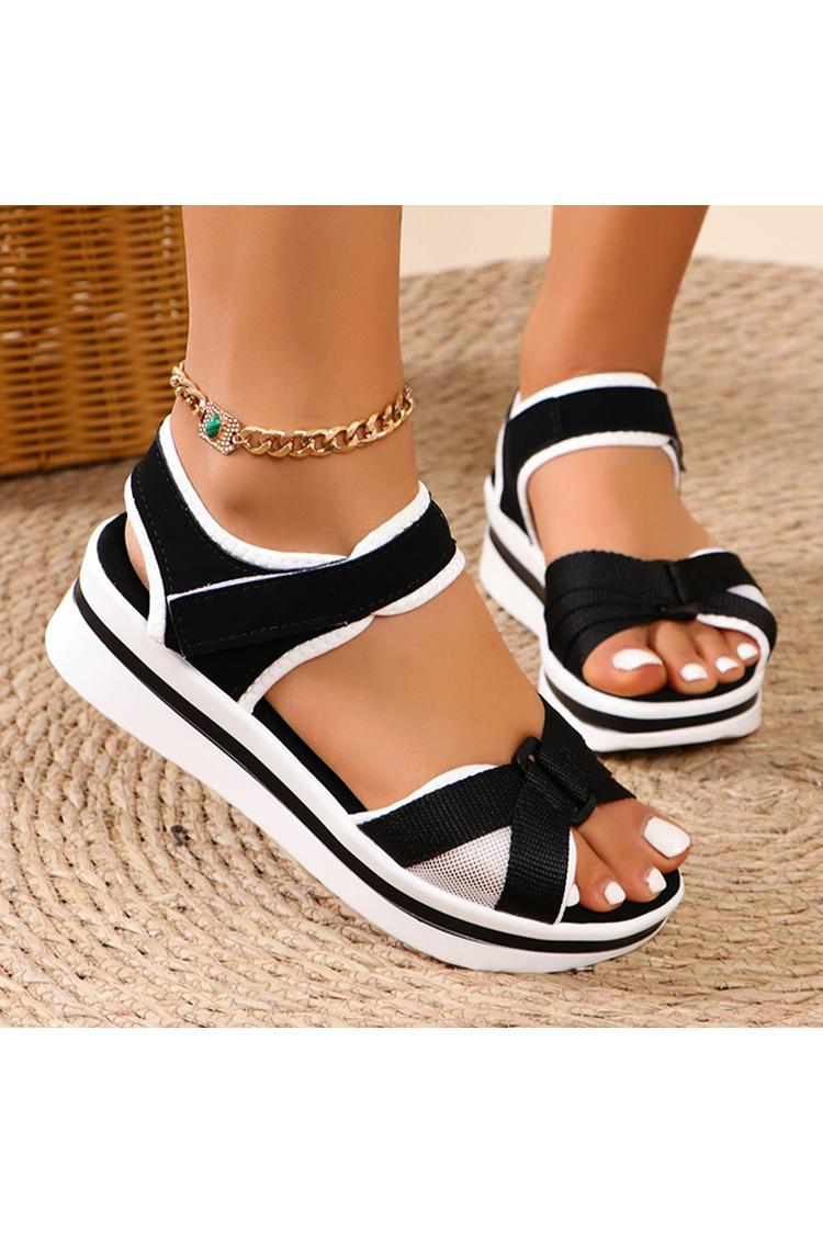 Sandali casual con plateau e punta tonda con patchwork colorblock