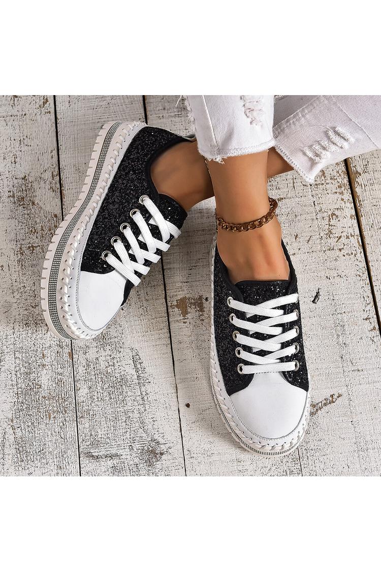 Sneakers casual con lacci e punta tonda con patchwork scintillante e dettagli cuciti 